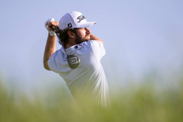BLAINE, MN - JULY 28: Cameron Young hits a tee shot on the fourteenth hole during the second round of the 3M Open at TPC Twin Cities on July 28, 2023 in Blaine, Minnesota. (Photo by Bailey Hillesheim Icon Sportswire) GOLF: JUL 28 PGA, Golf Herren - 3M Open Round 2 EDITORIAL USE ONLY Icon2307280033
