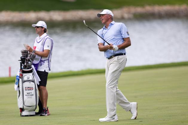 BLAINE, MN - JULY 28: Matt Kuchar hits a fairway shot on the second hole during the second round of the 3M Open at TPC Twin Cities on July 28, 2023 in Blaine, Minnesota. (Photo by Bailey Hillesheim Icon Sportswire) GOLF: JUL 28 PGA, Golf Herren - 3M Open EDITORIAL USE ONLY Icon2307280283