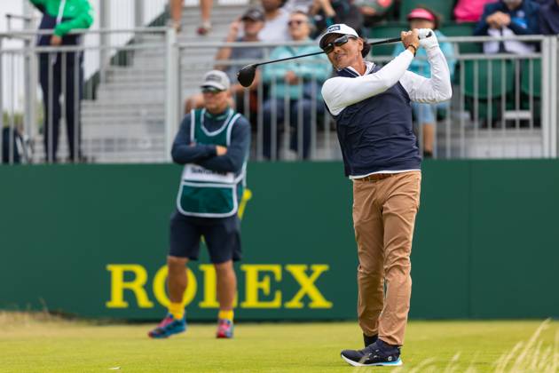29th July 2023; Royal Porthcawl, Porthcawl, Bridgend, Wales: Senior Open Championship, Round 3; USA& x2019;s Ken TANIGAWA drives off the first tee.  ActionPlus12536832 DanxMinto