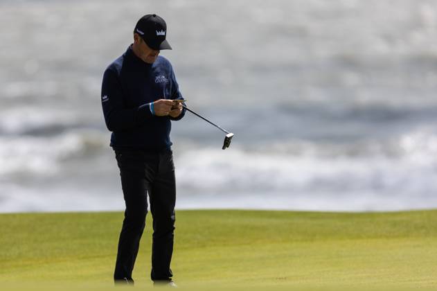 29th July 2023; Royal Porthcawl, Porthcawl, Bridgend, Wales: Senior Open Championship, Round 3; Germany& x2019;s Alex CEJKA checks his scorecard.  ActionPlus12537122 DanxMinto