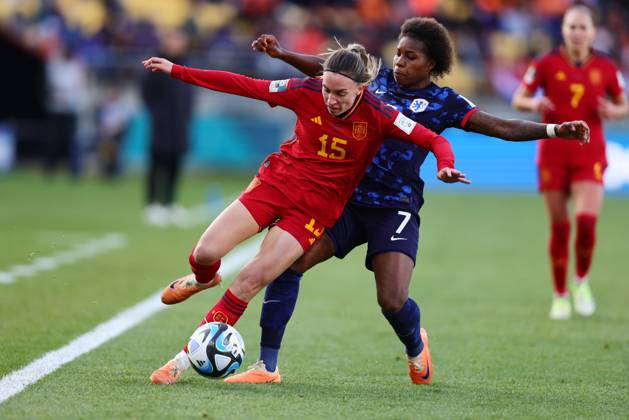 WWC23 QTR FINAL SPAIN NETHERLANDS, Eva Navarro of Spain and Lineth Beerensteyn of the Netherlands compete for the ball during the FIFA Women s World Cup 2023 Quarter Final soccer match between Spain and the Netherlands in Wellington, New Zealand, Friday, August 11, 2023. ( NO ARCHIVING, EDITORIAL USE ONLY, NO USE IN BOOKS WITHOUT CONSENT WELLINGTON NEW ZEALAND  Copyright: xAARONxGILLIONSx 20230811001829704943
