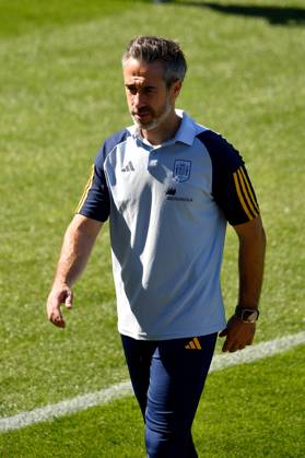FIFA Fußball Frauen WM 2023, Nationalteam Spanien Training WWC23 SPAIN TRAINING, Head coach of Spain Jorge Vilda is seen during Spain team training session at Leichhardt Oval, in Sydney, Thursday, August 17, 2023. ( NO ARCHIVING, EDITORIAL USE ONLY, NO USE IN BOOKS WITHOUT CONSENT SYDNEY NSW AUSTRALIA  Copyright: xBIANCAxDExMARCHIx 20230817001831739228
