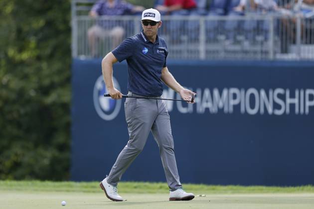 OLYMPIA FIELDS, IL - AUGUST 17: Seamus Power of Ireland looks over a putt at the 14th hole during the first round of the BMW Championship at Olympia Fields Country Club on August 17, 2023 in Olympia Fields, Illinois. (Photo by Joe Robbins Icon Sportswire) GOLF: AUG 17 PGA, Golf Herren - BMW Championship EDITORIAL USE ONLY Icon5732308170391