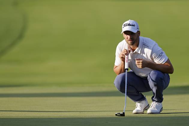 OLYMPIA FIELDS, IL - AUGUST 17: Wyndham Clark of the United States lines up a putt at the 18th hole during the first round of the BMW Championship at Olympia Fields Country Club on August 17, 2023 in Olympia Fields, Illinois. (Photo by Joe Robbins Icon Sportswire) GOLF: AUG 17 PGA, Golf Herren - BMW Championship EDITORIAL USE ONLY Icon5732308170761