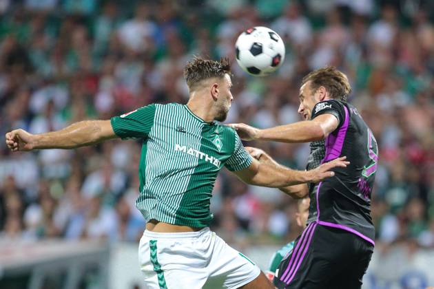 f l Niclas Füllkrug SV Werder Bremen, 11 and Harry Kane FC Bayern Munich, 9 in header duel, header, duel, action, action, game scene, THE DFL DIRECTIVES PROHIBIT ANY USE OF PHOTOGRAPHS AS IMAGE SEQUENCES AND OR VIDEOA HNUAL PHOTOSTRACKS DFL REGULATIONS PROHIBIT ANY USE OF PHOTOGRAPHS AS IMAGE SEQUENCES AND OR QUASI VIDEO , 18 08 2023, Bremen Germany , Football, Bundesliga, SV Werder Bremen FC Bayern Munich xobx