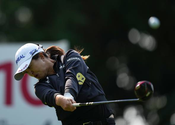 August 24, 2023, VANCOUVER, BC, CANADA: Sei Young Kim, of South Korea, hits her tee shot on the 10th hole during the first round at the LPGA, Golf Damen CPKC Canadian Women s Open golf tournament, in Vancouver, B.C., Thursday, Aug. 24, 2023. Kim Sei Young - ZUMAc35_ 20230824_zaf_c35_029 Copyright: xDarrylxDyckx