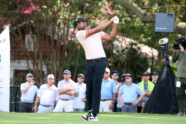 ATLANTA, GA - AUGUST 25: Tony Finau during the second round of the 2023 Tour Championship on August 25, 2023 at East Lake Golf Club in Atlanta, Georgia. (Photo by Michael Wade Icon Sportswire) GOLF: AUG 25 PGA, Golf Herren - TOUR Championship EDITORIAL USE ONLY Icon23082510