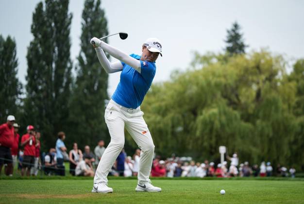 August 25, 2023, VANCOUVER, BC, CANADA: Yuka Saso, of Japan, hits her tee shot on the sixth hole during the second round at the LPGA, Golf Damen CPKC Canadian Women s Open golf tournament, in Vancouver, on Friday, August 25, 2023. Canada News - August 25, 2023 - ZUMAc35_ 20230825_zaf_c35_129 Copyright: xDarrylxDyckx