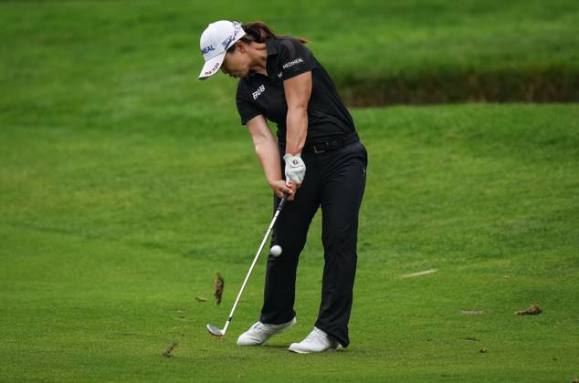 August 25, 2023, VANCOUVER, BC, CANADA: Sei Young Kim, of South Korea, hits her second shot on the 18th hole during the second round at the LPGA, Golf Damen CPKC Canadian Women s Open golf tournament, in Vancouver, on Friday, August 25, 2023. Kim Sei Young - ZUMAc35_ 20230825_zaf_c35_140 Copyright: xDarrylxDyckx