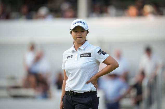August 26, 2023, VANCOUVER, BC, CANADA: Sei Young Kim, of South Korea, waits to putt on the 18th hole during the third round at the LPGA, Golf Damen CPKC Canadian Women s Open golf tournament, in Vancouver, on Saturday, August 26, 2023. Kim Sei Young - ZUMAc35_ 20230826_zaf_c35_175 Copyright: xDarrylxDyckx