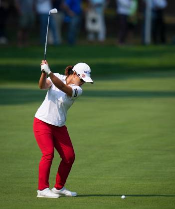 August 27, 2023, VANCOUVER, BC, CANADA: Sei Young Kim, of South Korea, hits her second shot on the first hole during the final round at the LPGA, Golf Damen CPKC Canadian Women s Open golf tournament, in Vancouver, on Sunday, August 27, 2023. Kim Sei Young - ZUMAc35_ 20230827_zaf_c35_078 Copyright: xDarrylxDyckx