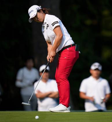 August 27, 2023, VANCOUVER, BC, CANADA: Sei Young Kim, of South Korea, putts on the sixth hole during the final round at the LPGA, Golf Damen CPKC Canadian Women s Open golf tournament, in Vancouver, on Sunday, August 27, 2023. Kim Sei Young - ZUMAc35_ 20230827_zaf_c35_109 Copyright: xDarrylxDyckx