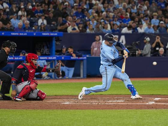 August 28, 2023, TORONTO, ON, CANADA: Toronto Blue Jays catcher Danny Jansen (9) hits a home run against the Washington Nationals in third inning MLB, Baseball Herren, USA interleague baseball action in Toronto on Monday, August 28, 2023. Canada News - August 28, 2023 - ZUMAc35_ 20230828_zaf_c35_054 Copyright: xAndrewxLahodynskyjx