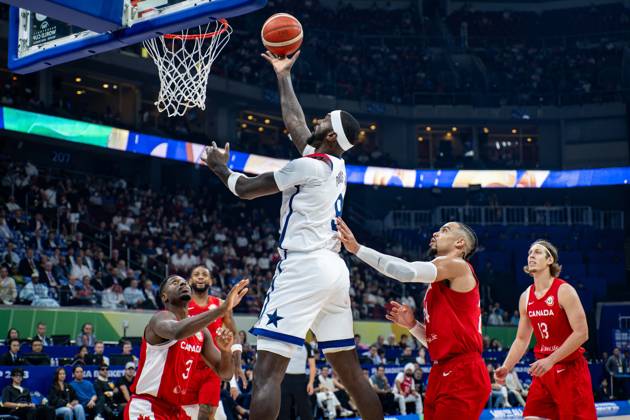 Basketball Manila Pasay 10 09 2023 FIBA Basketball World Cup 2023 Mens World Championship Match for 3rd Place Bronze United States of America USA Canada CAN BOBBY PORTIS JR USA, No 09 Phil Scrubb Canada, No 23 Melvin Ejim Canada, No 03