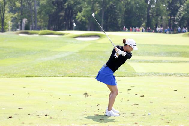 CINCINNATI, OH - SEPTEMBER 10: LPGA, Golf Damen player Minjee Lee plays her tee shot on the third hole during the final round of the Kroger Queen City Championship on September 10, 2023, at the Kenwood Country Club in Cincinnati, Ohio. (Photo by Brian Spurlock Icon Sportswire) GOLF: SEP 10 LPGA Kroger Queen City Championship EDITORIAL USE ONLY Icon230910005