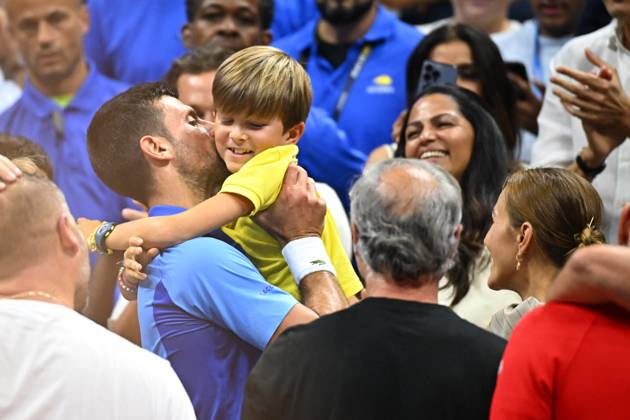 US Open - Djokovic Wins 24th Grand Slam Title Novak Djokovic (SRB) wins his 24th slam at the 2023 US Open at Billie Jean National Tennis Center in New York City, NY, USA, on September 10, 2023. Photo by Corinne Dubreuil ABACAPRESS.COM New York City NY United States  Copyright: xDubreuilxCorinne ABACAx 867136_074 DubreuilxCorinne ABACAx 867136_074