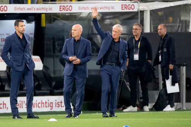 National coach Didier DESCHAMPS FRA , waves to the fans, football friendly match, Germany GER France FRA 2 1 on 12 09 2023 in Dortmund Germany Â