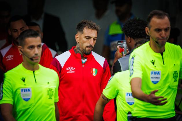 Miguel Lopes during Liga Portugal 2023 24 game between CF Estrela Amadora and FC Porto at Estadio Jose Gomes Amadora, Lisboa, Portugal. (Maciej Rogowski) Amadora Estadio Jose Gomes Portugal Copyright: xMaciejxRogowskix estrela-fcporto-full-15-09-2023-08