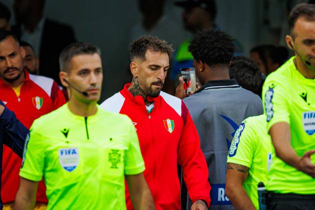 Miguel Lopes during Liga Portugal 2023 24 game between CF Estrela Amadora and FC Porto at Estadio Jose Gomes Amadora, Lisboa, Portugal. (Maciej Rogowski) Amadora Estadio Jose Gomes Portugal Copyright: xMaciejxRogowskix estrela-fcporto-full-15-09-2023-09