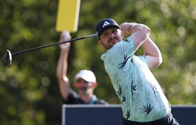 BMW PGA, Golf Herren Championship, Round 2, DP World Tour, European Tour, Wentworth Golf Club, Surrey, UK. - 15th September 2023. Connor Syme of Scotland. - BMW PGA Championship, Round 2, DP World Tour, European Tour, Wentworth Golf Club, Surrey, UK. - 15th September 2023. Surrey Wentworth Golf Course United Kingdom Copyright: xDanxWeirx CP_BMW_PGA_Championship_Round_2_74