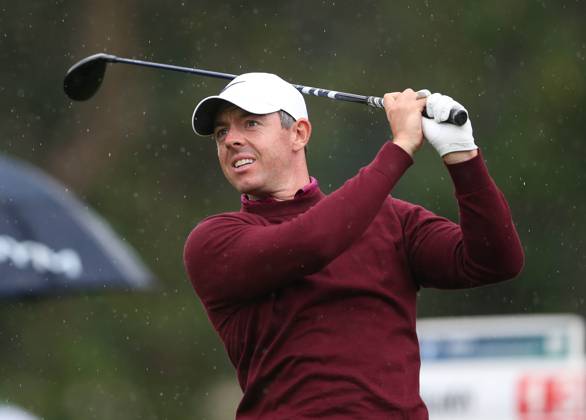 BMW PGA, Golf Herren Championship, Round 4, DP World Tour, European Tour, Wentworth Golf Club, Surrey, UK. - 17th September 2023. Rory McIlroy of Northern Ireland and Team Europe in the rain. - BMW PGA Championship, Round 4, DP World Tour, European Tour, Wentworth Golf Club, Surrey, UK. - 17th September 2023. Surrey Wentworth Golf Course United Kingdom Copyright: xDanxWeirx CP_BMW_PGA_Championship_Round_4_15