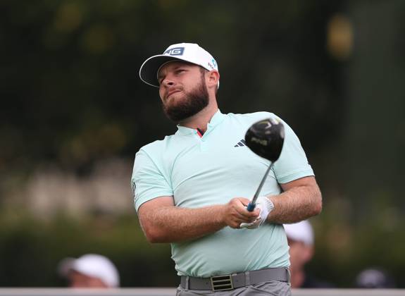 BMW PGA, Golf Herren Championship, Round 4, DP World Tour, European Tour, Wentworth Golf Club, Surrey, UK. - 17th September 2023. Tyrrell Hatton of England and Team Europe. - BMW PGA Championship, Round 4, DP World Tour, European Tour, Wentworth Golf Club, Surrey, UK. - 17th September 2023. Surrey Wentworth Golf Course United Kingdom Copyright: xDanxWeirx CP_BMW_PGA_Championship_Round_4_117