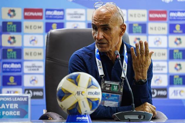 Iraq s Al-Quwa Al-Jawiya (Air Force)?? Iran s Sepahan - AFC Champions League in Erbil, Iraq - 18 Sep 2023 Jawiya s coach Ayob Odesho speaks during a press conference, PK, Pressekonferenz after the first round of the AFC Champions League group stage matches between Iraq s Al-Quwa Al-Jawiya (Air Force) and Iran s Sepahan in Franso Hariri stadium in Erbil city, the capital of Iraq s northern autonomous Kurdistan region. Final score 2-2 Erbil Iraq Copyright: xIsmaelxAdnanx xSOPAxImagesx aÌ?Â?ÂIADNAN_01229