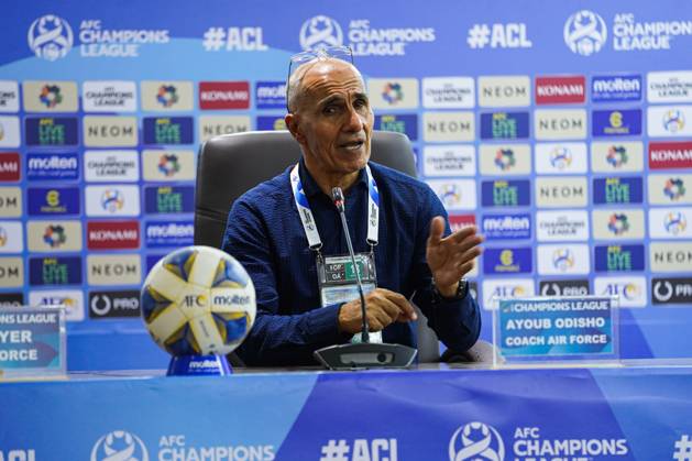 Iraq s Al-Quwa Al-Jawiya (Air Force)?? Iran s Sepahan - AFC Champions League in Erbil, Iraq - 18 Sep 2023 Jawiya s coach Ayob Odesho speaks during a press conference, PK, Pressekonferenz after the first round of the AFC Champions League group stage matches between Iraq s Al-Quwa Al-Jawiya (Air Force) and Iran s Sepahan in Franso Hariri stadium in Erbil city, the capital of Iraq s northern autonomous Kurdistan region. Final score 2-2 Erbil Iraq Copyright: xIsmaelxAdnanx xSOPAxImagesx aÌ?Â?ÂIADNAN_01230