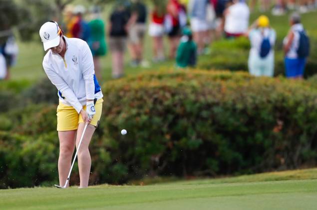 2023 Solheim Cup, Finca Cortesin, Andalucia, Spain 22 9 2023 Ireland™s Leona Maguire takes a shot Leona Maguire takes a shot 22 9 2023  Copyright: x INPHO MartinxSirasxLimax _MSL4566