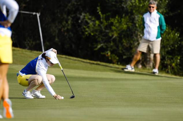 2023 Solheim Cup, Finca Cortesin, Andalucia, Spain 22 9 2023 Ireland™s Leona Maguire lines up a putt Leona Maguire lines up a putt 22 9 2023  Copyright: x INPHO MartinxSirasxLimax _MSL4875
