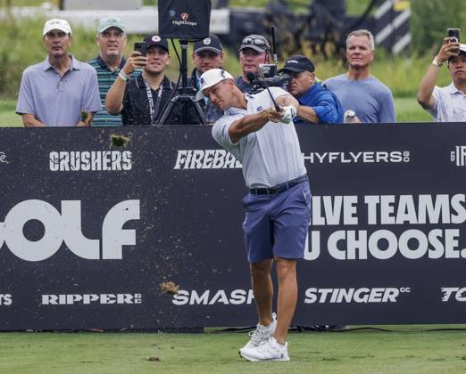 Bryson DeChambeau of the US hits his tee shot on the fifteenth hole during the first round of the 2023 LIV Golf League tournament at Rich Harvest Farms in Sugar Grove, Illinois, on Thursday, September 21, 2023. Friday September 22, 2023. Tournament play runs from September 22nd through the 24th.  SGI20230922806 TANNENxMAURY