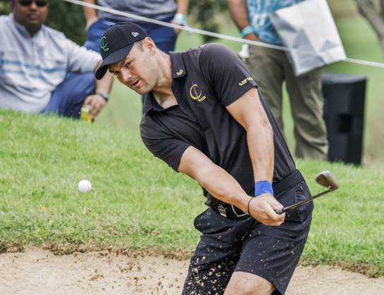 Martin Kaymer of Germany hits from a sand trap by the fifteenth green during the first round of the 2023 LIV Golf League tournament at Rich Harvest Farms in Sugar Grove, Illinois, on Friday September 22, 2023. Tournament play runs from September 22nd through the 24th.  SGI20230922832 TANNENxMAURY