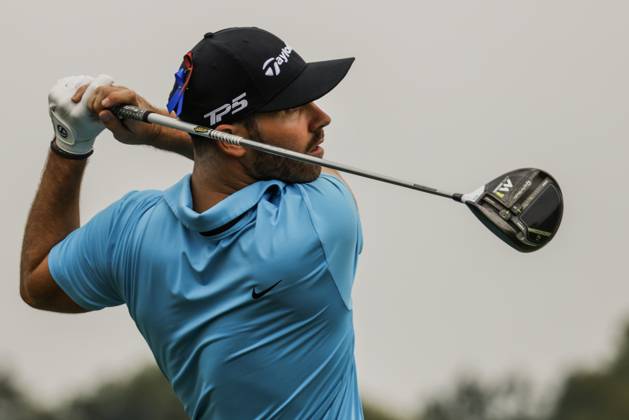 Matthew Wolff of the US hits his tee shot on the sixteenth hole during the first round of the 2023 LIV Golf League tournament at Rich Harvest Farms in Sugar Grove, Illinois, on Friday September 22, 2023. Tournament play runs from September 22nd through the 24th.  SGI20230922824 TANNENxMAURY