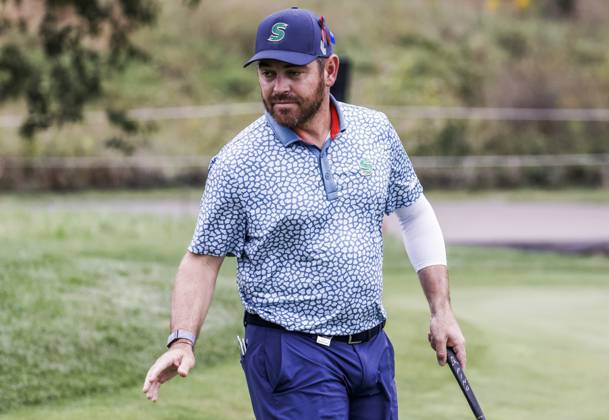 Louis Oosthuizen of South Africa reacts to his putt on the fifteenth green during the first round of the 2023 LIV Golf League tournament at Rich Harvest Farms in Sugar Grove, Illinois, on Friday September 22, 2023. Tournament play runs from September 22nd through the 24th.  SGI20230922840 TANNENxMAURY