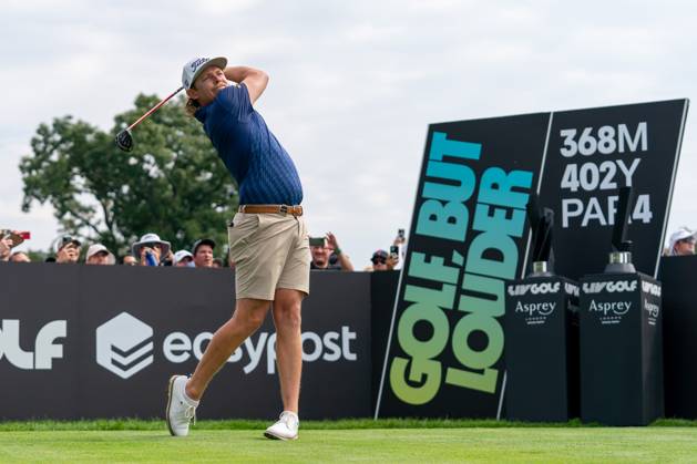 SUGAR GROVE, IL - SEPTEMBER 23: Cameron Smith tees off at hole 1 during the Chicago stop of the LIV Golf tournament on September 22, 2023, at Rich Harvest Farms in Sugar Grove, IL (Photo by Ben Hsu Icon Sportswire) GOLF: SEP 23 LIV Golf Chicago EDITORIAL USE ONLY Icon224230922001