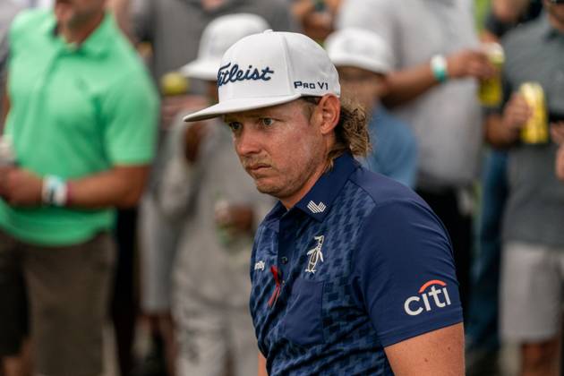 SUGAR GROVE, IL - SEPTEMBER 23: Cameron Smith watches his shot during the Chicago stop of the LIV Golf tournament on September 22, 2023, at Rich Harvest Farms in Sugar Grove, IL (Photo by Ben Hsu Icon Sportswire) GOLF: SEP 23 LIV Golf Chicago EDITORIAL USE ONLY Icon224230922017
