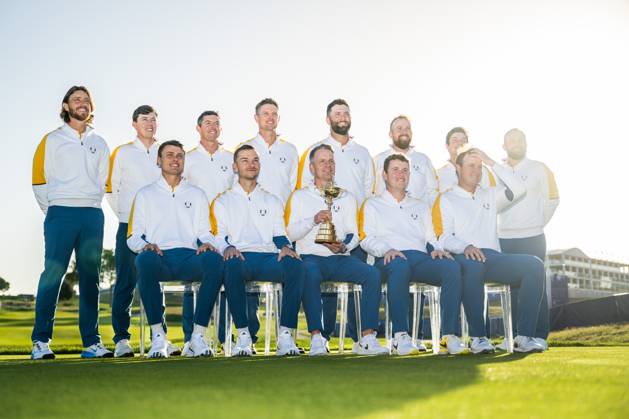 230926 Ludvig Aberg of Team Europe bottom row furthest to the left , with team mates poses for a picture ahead of a training session during day 3 of the Ryder Cup on September 26, 2023 in Rome Photo Mathias Bergeld BILDBYRAN kod MB MB0731 golf ryder cup träning practice training day 3 bbeng  Copyright: MATHIASxBERGELD BB230926MB028