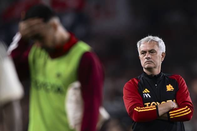 Genoa CFC v AS Roma - Serie A Jose Mourinho, head coach of AS Roma, looks dejected at the end of the Serie A football match between Genoa CFC and AS Roma. Genoa Italy Copyright: xNicolòxCampox