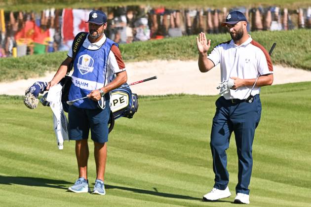Ryder Cup 2023, Day Two, Morning Foursomes, Golf, Marco Simone Golf & Country Club, Rome, Italy - 30 Sep 2023  Copyright: xGreigxCowie Shutterstockx 14130258ci