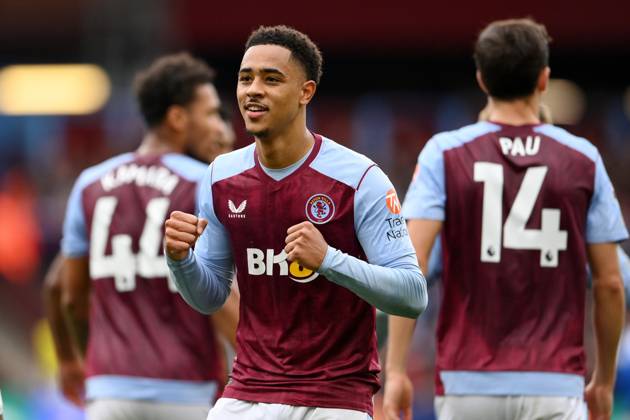 Birmingham, England, 30th September 2023. Jacob Ramsey of Aston Villa celebrates scoring his teams fifth goals of the game during the Premier League match at Villa Park, Birmingham. Picture credit should read: Gary Oakley Sportimage EDITORIAL USE ONLY. No use with unauthorised audio, video, data, fixture lists, club league logos or live services. Online in-match use limited to 120 images, no video emulation. No use in betting, games or single club league player publications. SPI-2610-0058