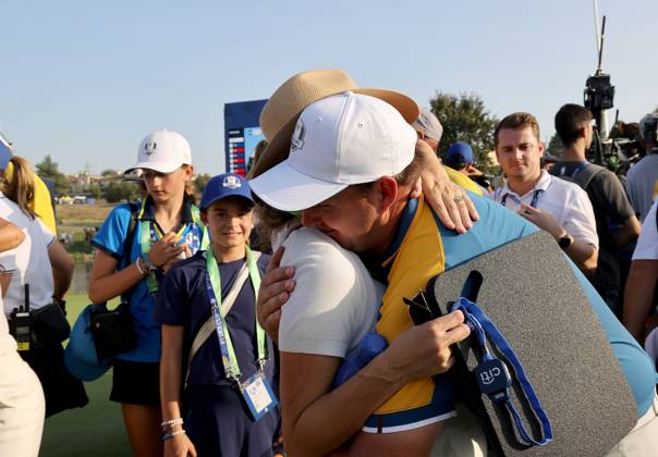GOLF - Ryder Cup 2023 ROME,ITALY,01.OCT.23 - GOLF - Ryder Cup, Marco Simone Golf and Country Club. Image shows Sepp Straka (AUT EUR) with his wife Paige. GEPAxpictures xHansxOberlaender