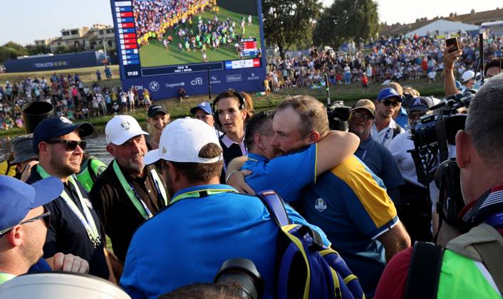 GOLF - Ryder Cup 2023 ROME,ITALY,01.OCT.23 - GOLF - Ryder Cup, Marco Simone Golf and Country Club. Image shows the rejoicing of Shane Lowry (IRL EUR). GEPAxpictures xHansxOberlaender
