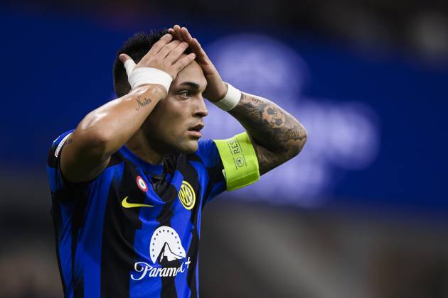 FC Internazionale v SL Benfica - UEFA Champions League Lautaro Martinez of FC Internazionale looks dejected during the UEFA Champions League football match between FC Internazionale and SL Benfica. Milan Italy Copyright: xNicolòxCampox