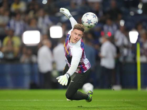 FC Porto x FC Barcelona, Barca - UEFA Champions League 23 24 Marc Ter Stegen do FC Barcelona durante partida entre FC Porto x FC Barcelona valida pela Uefa Champions League 23 24 no Estadio do Dragao, Porto , Portugal (Foto de Pedro Loureiro Avant Sports) Porto Estadio do Dragao Portugal Copyright: xPedroxLoureirox xAvantxSportsx
