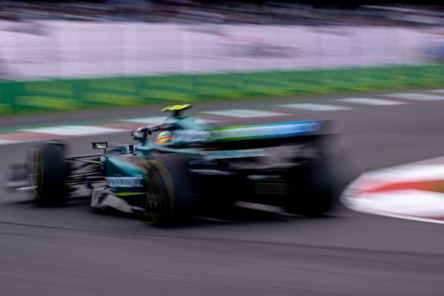MEXICO CITY, MEXICO: Fernando Alonso, racing for the Aston Martin F1 team during the 2023 Formula 1 Mexico City Grand Prix at the Autodromo Hermanos Rodriguez in Mexico City, Mexico