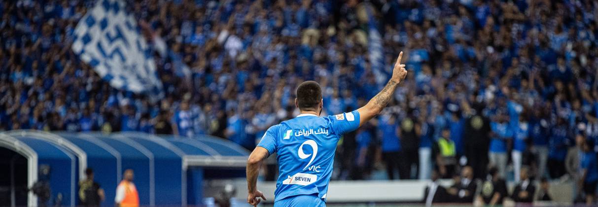 SAFF Roshn Saudi Pro League 2023-24 MD11 Aleksandar Mitrovic of Al-Hilal SFC celebrates after scoring a goal during the Match Day 11 of the SAFF Roshn Saudi Pro League 2023-24 between Al-Hilal SFC vs Al-Ahli SFC at King Fahd International Stadium on October 27, 2023 in Riyadh, Saudi Arabia. Riyadh King Fahd International Stadium Saudi Arabia Copyright: xVictorxFrailex 2023.10.27_PSI03255.MD11_VFR_03093