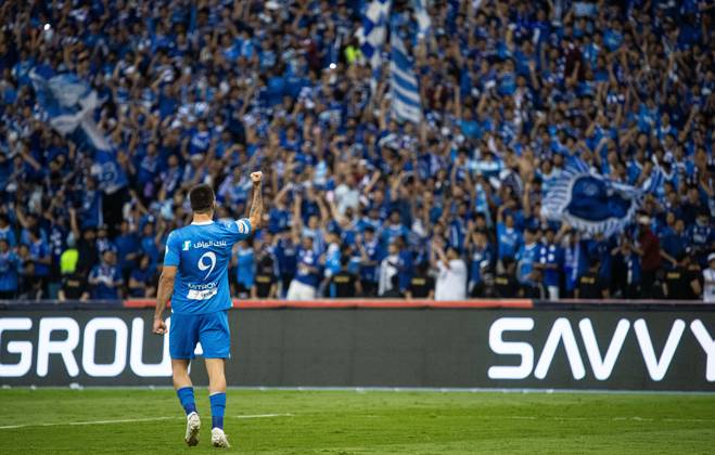 SAFF Roshn Saudi Pro League 2023-24 MD11 Aleksandar Mitrovic of Al-Hilal SFC celebrates after scoring a goal during the Match Day 11 of the SAFF Roshn Saudi Pro League 2023-24 between Al-Hilal SFC vs Al-Ahli SFC at King Fahd International Stadium on October 27, 2023 in Riyadh, Saudi Arabia. Riyadh King Fahd International Stadium Saudi Arabia Copyright: xVictorxFrailex 2023.10.27_PSI03255.MD11_VFR_03103
