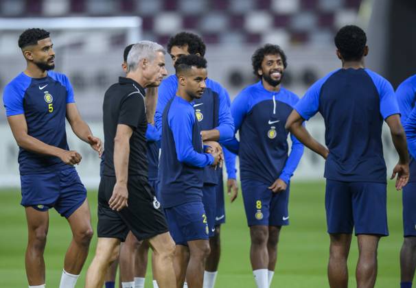 Al Duhail SC (QAT)v Al Nassr (KSA)- AFC Champions League In Doha Saudi Arabias Al Nasser players practice during a training session at Khalifa International Stadium in Doha on 06 November 2023 on the eve of their AFC Champions League Group E match against Qatar s Al Duhail SC DOHA Qatar Copyright: xNoushadxThekkayilx originalFilename:varittyakkal-alduhail231106_npRFk