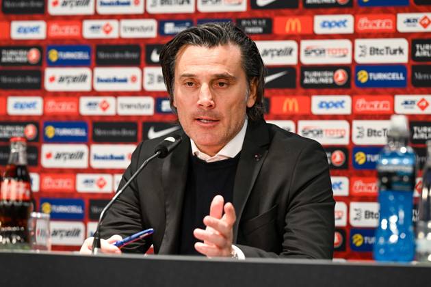 Football, men, 2023 2024 season, international match in Berlin, Germany Turkey, f l Coach Vincenzo Montella Turkey at the post-match press conference, 18 11 2023, Copyright: xMatthiasxKochx