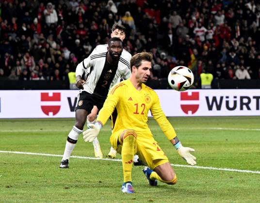 Football, Men, Season 2023 2024, International match in Berlin, Germany Turkey 2 3 , f l Antonio Rüdiger Germany , Kai Havertz Germany , Goalkeeper Kevin Trapp Germany , 18 11 2023, Copyright: xMatthiasxKochx